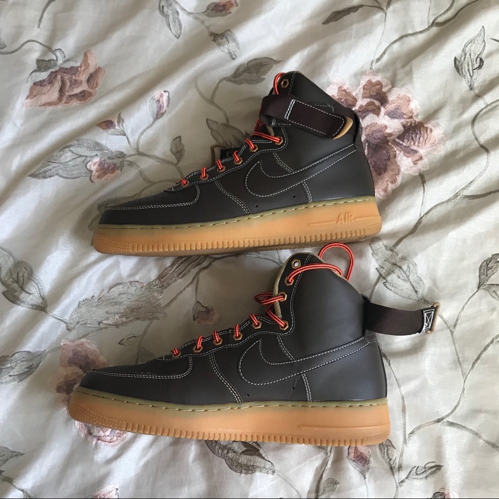 Nike Air Force One High 07 Men’s Size 10 👑